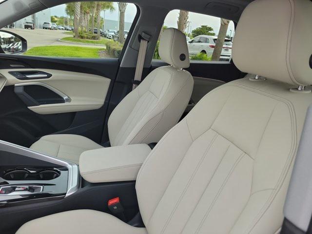 new 2025 Audi Q5 car, priced at $60,350