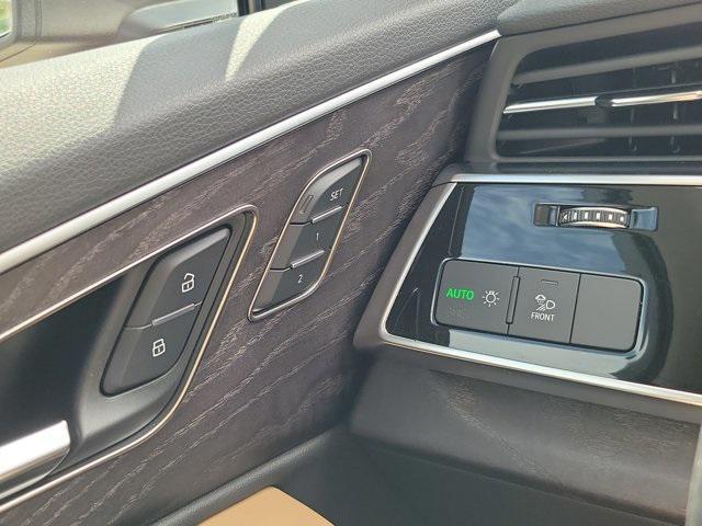 used 2025 Audi Q7 car, priced at $58,995