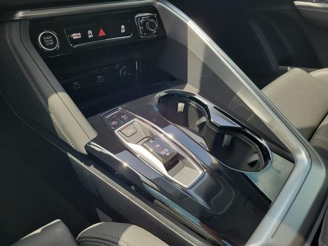 new 2025 Audi Q5 car, priced at $60,175