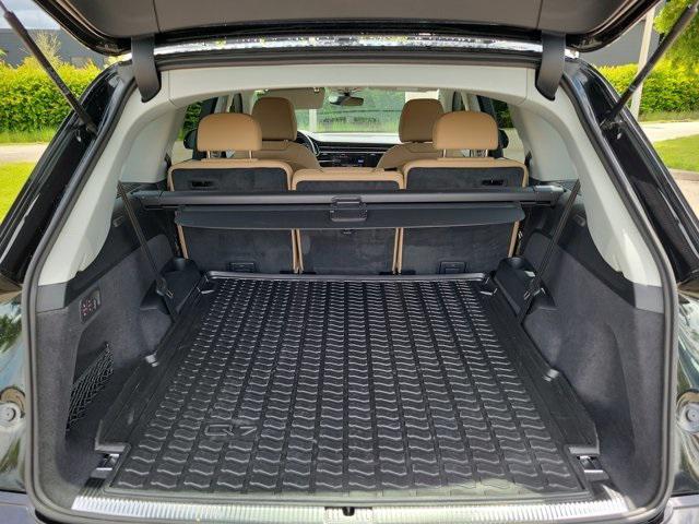 used 2025 Audi Q7 car, priced at $49,995