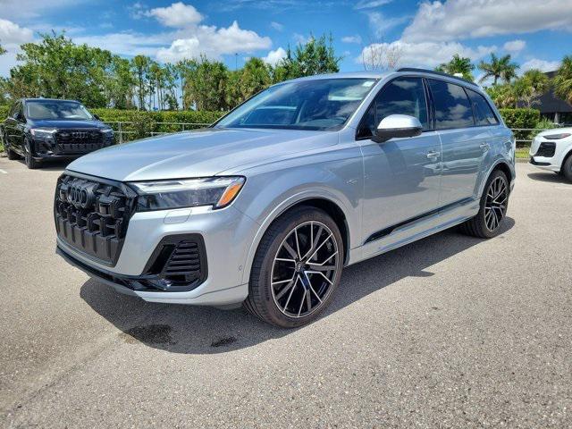 new 2025 Audi Q7 car, priced at $78,900