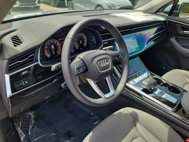 new 2025 Audi Q7 car, priced at $78,900