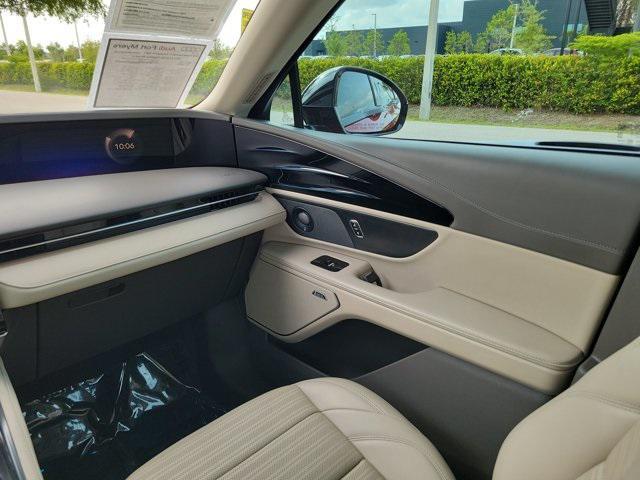 used 2024 Lincoln Nautilus car, priced at $55,495