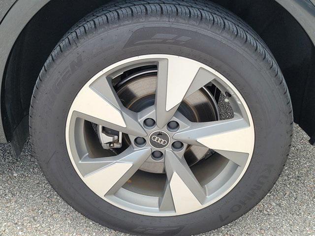 used 2025 Audi Q5 car, priced at $38,495