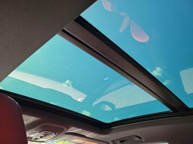 new 2025 Audi SQ8 car