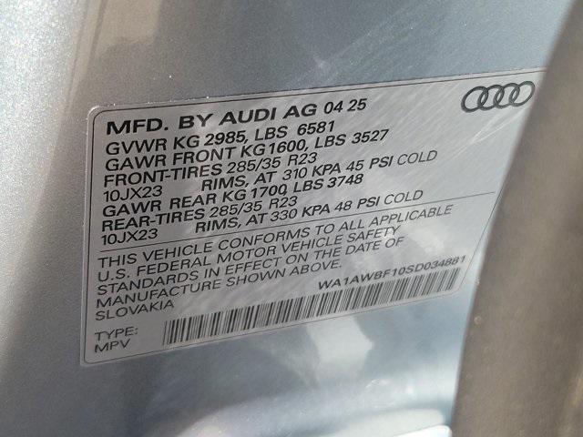 new 2025 Audi SQ8 car