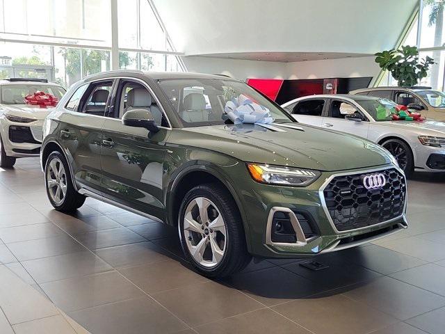 new 2025 Audi Q5 car, priced at $61,170