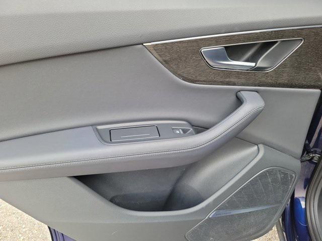 used 2023 Audi Q7 car, priced at $49,495