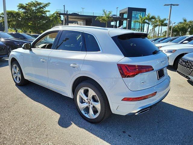 new 2025 Audi Q5 car, priced at $58,920