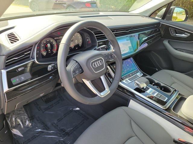 new 2025 Audi Q7 car, priced at $77,695