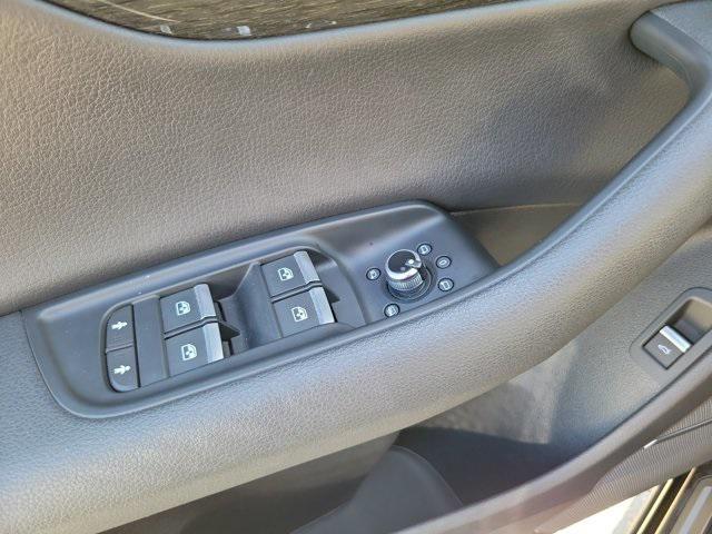 used 2019 Audi Q7 car, priced at $24,995