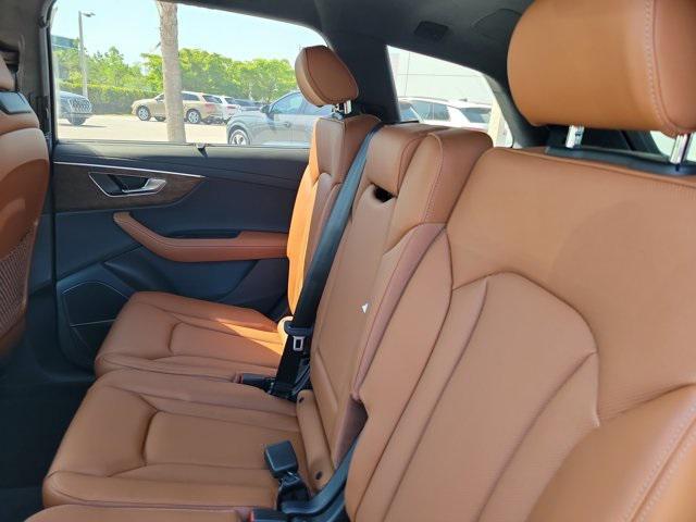 new 2025 Audi Q7 car, priced at $87,065