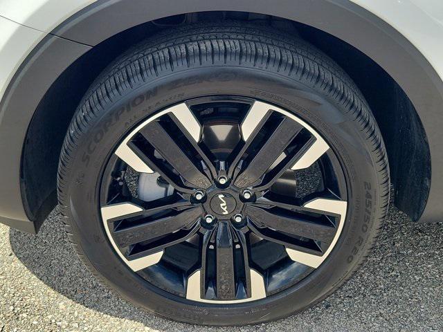 used 2024 Kia Telluride car, priced at $37,495