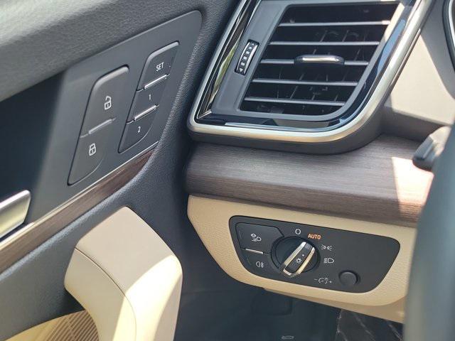 used 2025 Audi Q5 car, priced at $45,995