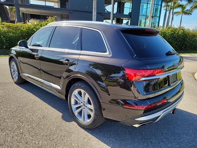 new 2025 Audi Q7 car, priced at $81,505