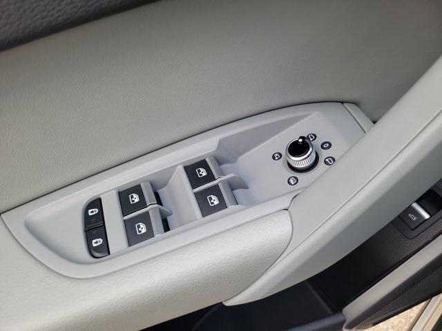 used 2024 Audi Q5 car, priced at $38,995