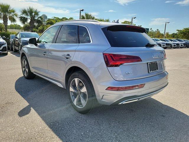 new 2024 Audi Q5 car, priced at $48,685