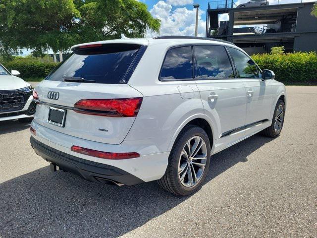 new 2025 Audi Q7 car, priced at $65,075