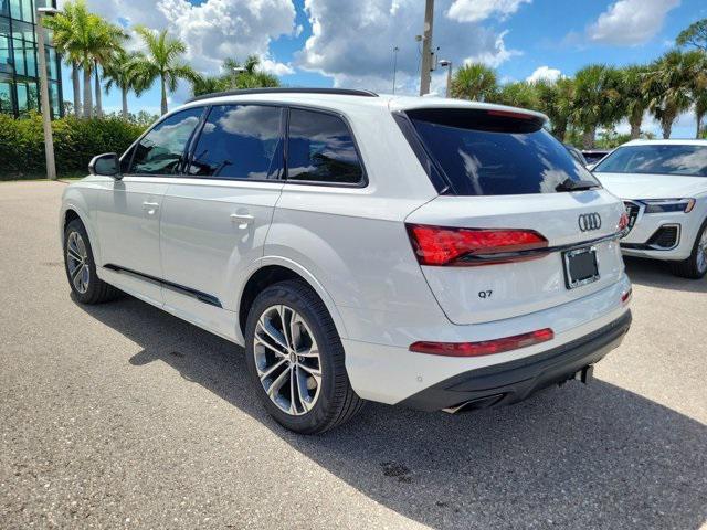 new 2025 Audi Q7 car, priced at $65,075