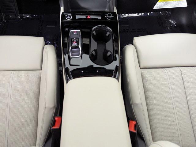new 2025 Audi Q6 e-tron car