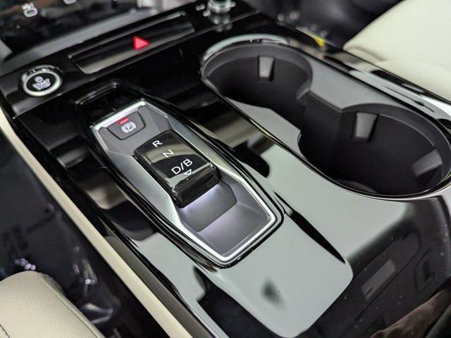 new 2025 Audi Q6 e-tron car