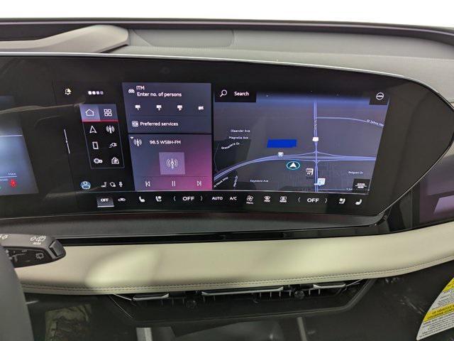 new 2025 Audi Q6 e-tron car