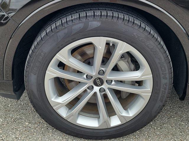used 2025 Audi Q7 car, priced at $70,995