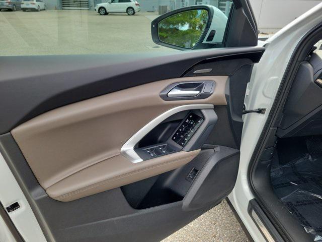 new 2025 Audi Q5 car, priced at $61,300