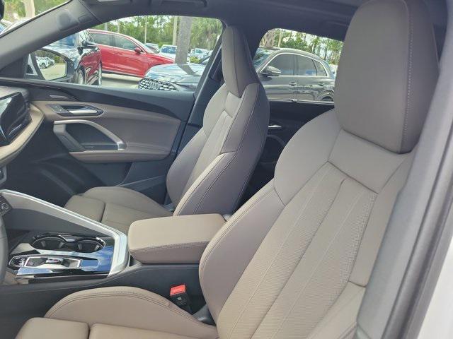 new 2025 Audi Q5 car, priced at $61,300