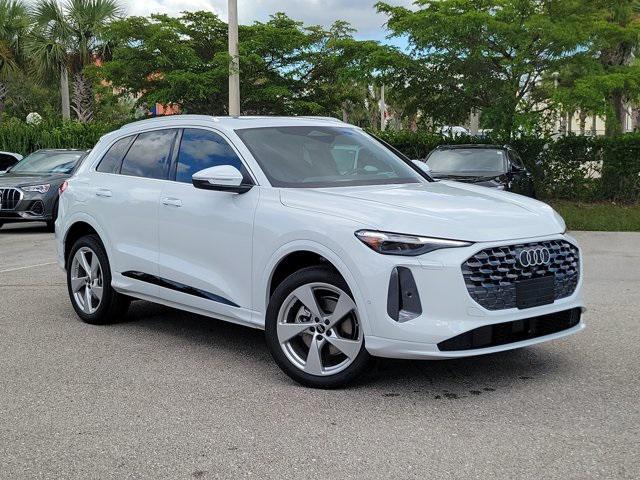 new 2025 Audi Q5 car, priced at $61,300