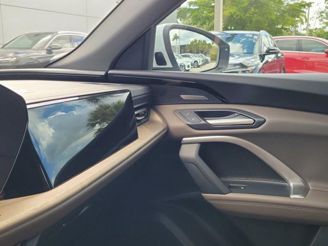 new 2025 Audi Q5 car, priced at $61,300