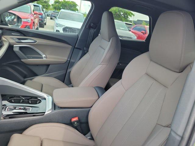 new 2025 Audi Q5 car, priced at $61,300