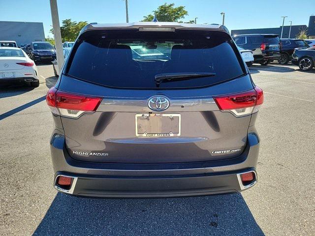 used 2019 Toyota Highlander car, priced at $29,495