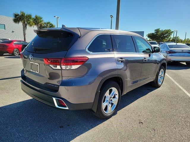 used 2019 Toyota Highlander car, priced at $29,495