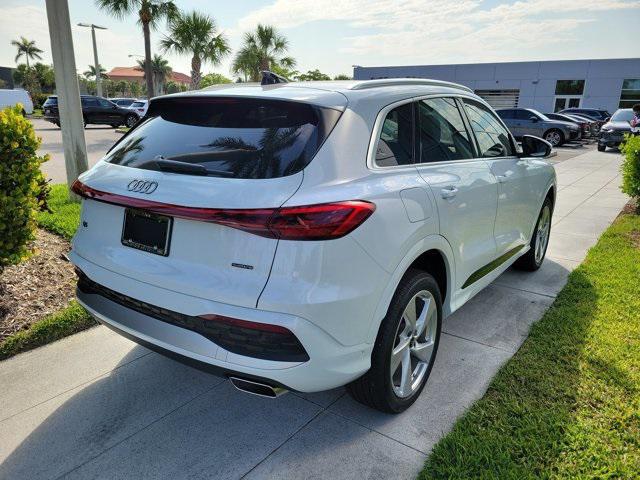 new 2025 Audi Q5 car, priced at $61,300