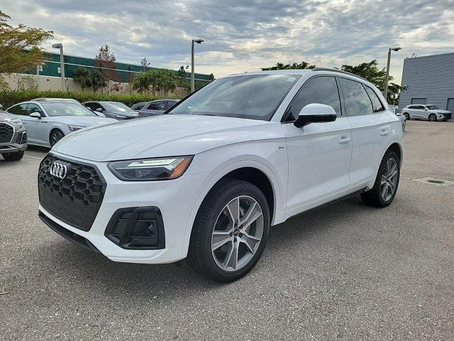 new 2025 Audi Q5 car, priced at $52,730