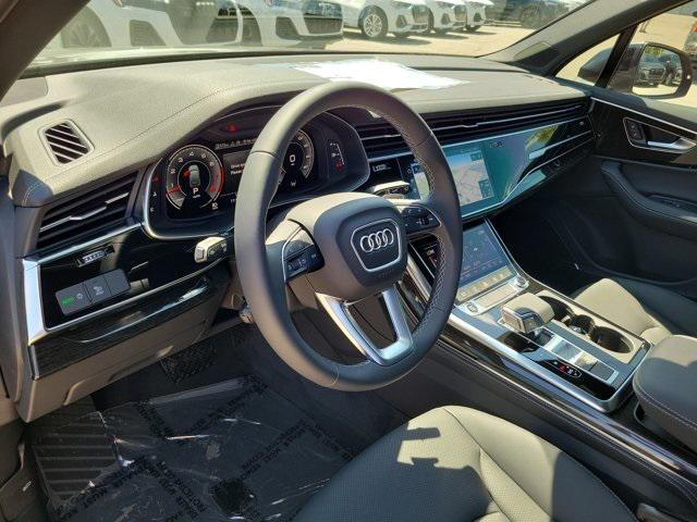 new 2025 Audi Q7 car, priced at $77,750