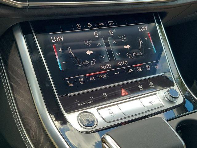 new 2025 Audi Q7 car, priced at $76,205
