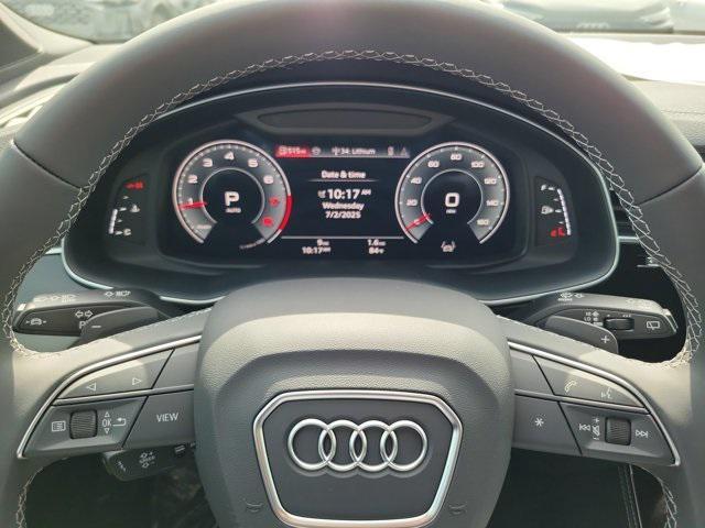 new 2025 Audi Q7 car, priced at $72,305