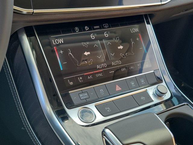 new 2025 Audi Q7 car, priced at $72,705