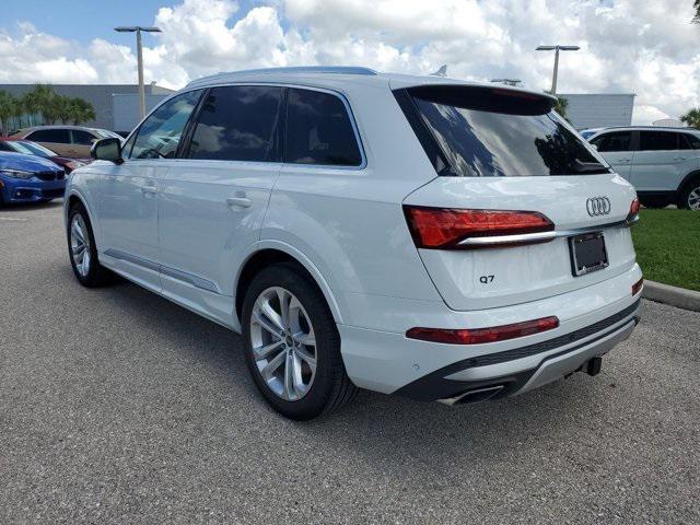 new 2025 Audi Q7 car