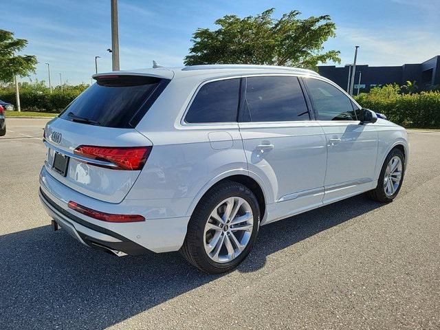 used 2025 Audi Q7 car, priced at $75,495