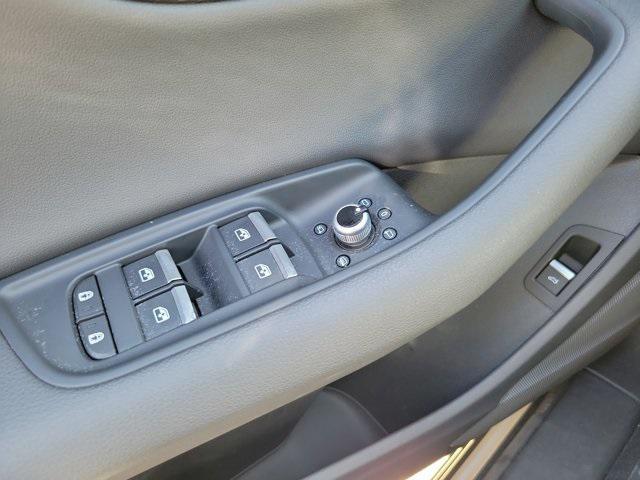 used 2025 Audi Q7 car, priced at $55,995