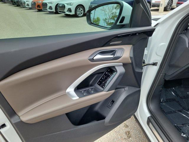 new 2025 Audi Q5 car, priced at $60,335