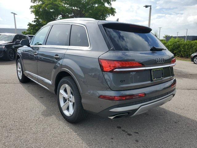 new 2025 Audi Q7 car, priced at $69,950