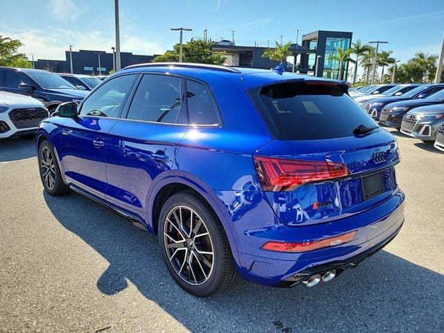 new 2025 Audi SQ5 car