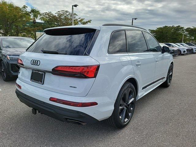 new 2025 Audi Q7 car, priced at $84,600