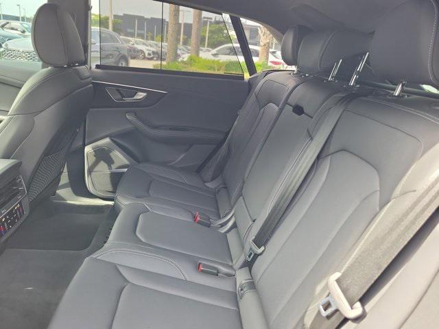 new 2025 Audi Q8 car, priced at $94,415