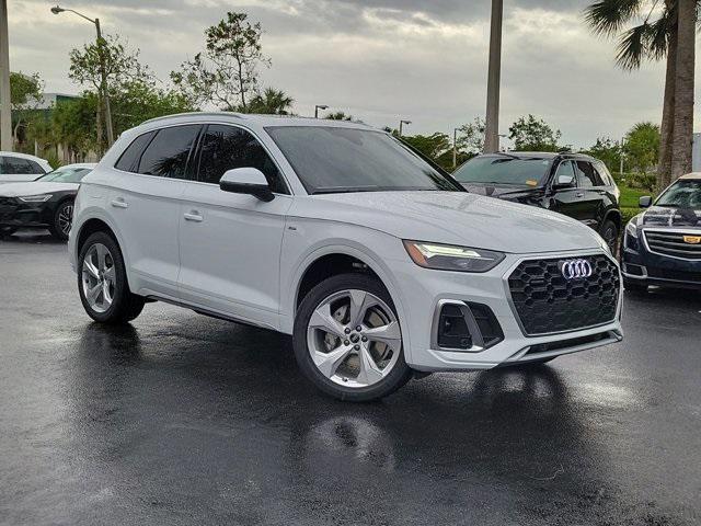 new 2025 Audi Q5 car, priced at $58,920