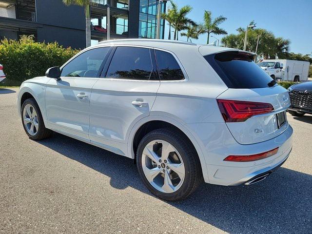 new 2025 Audi Q5 car, priced at $59,035